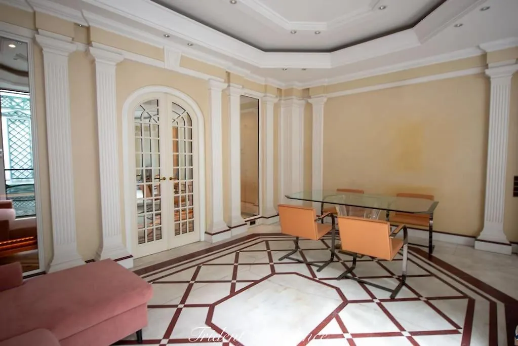 Zum Blauen Karpfen Apartment Vienna Austria