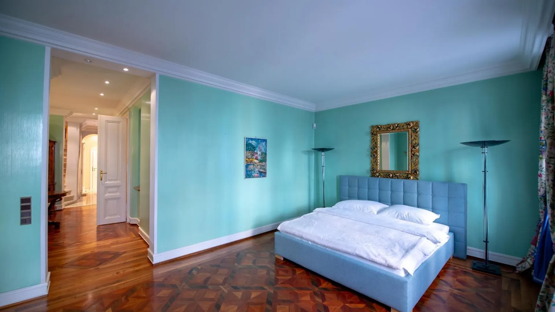 Zum Blauen Karpfen Apartment Vienna