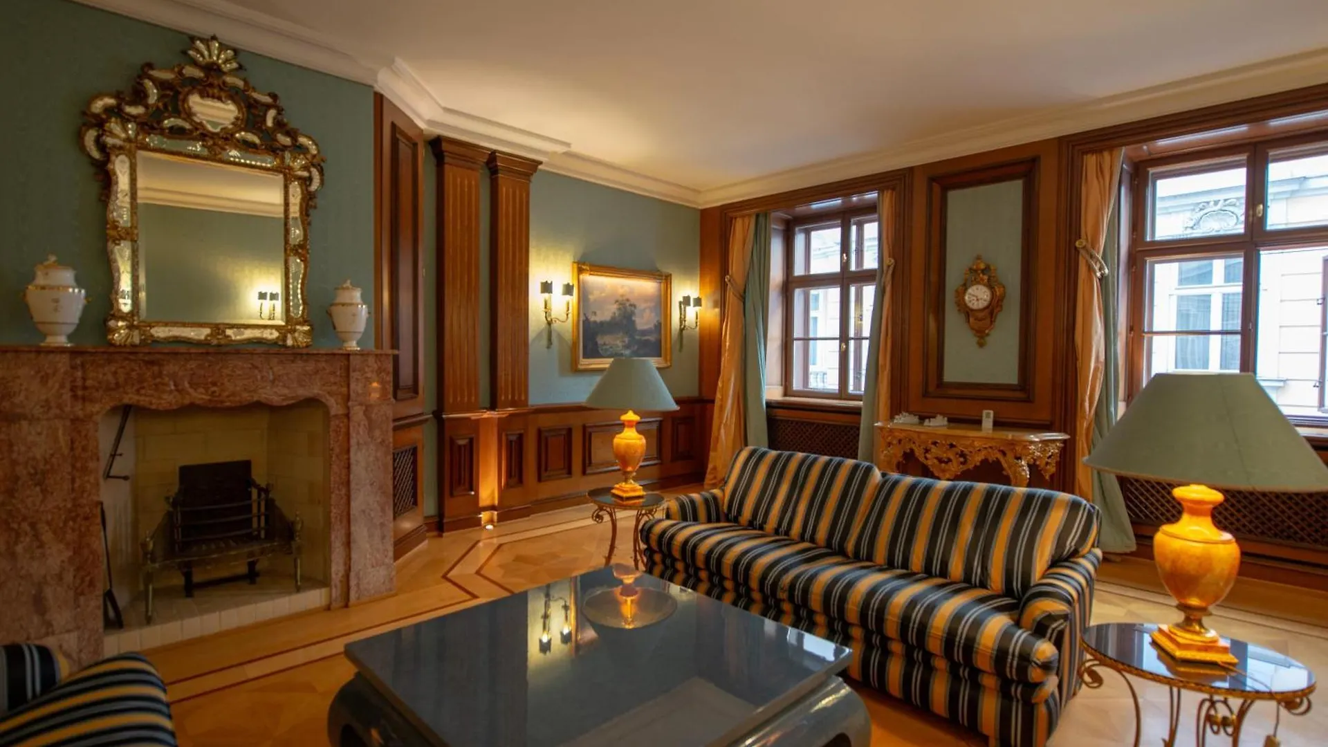 Zum Blauen Karpfen Apartment Vienna