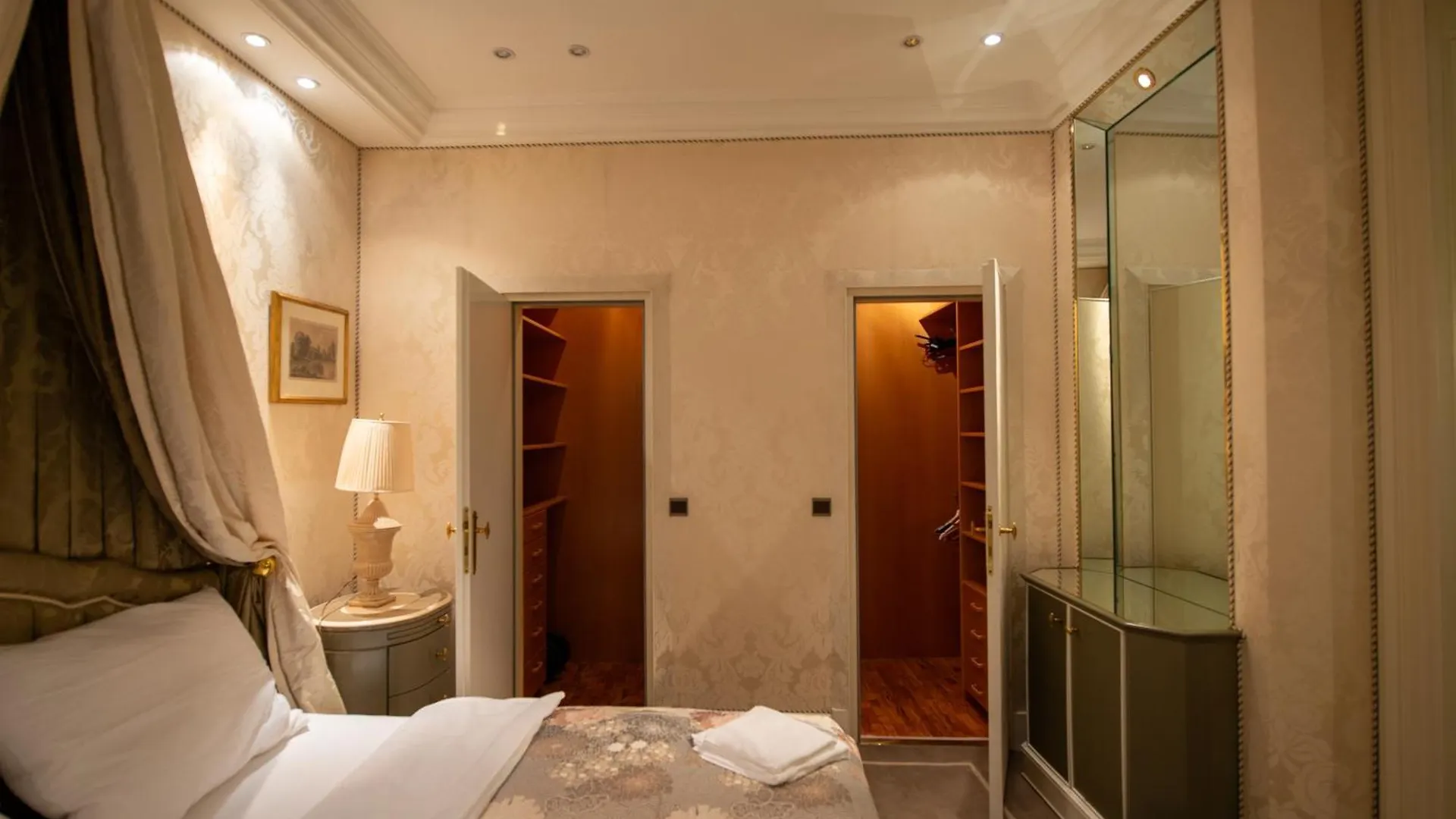 Zum Blauen Karpfen Apartment Vienna