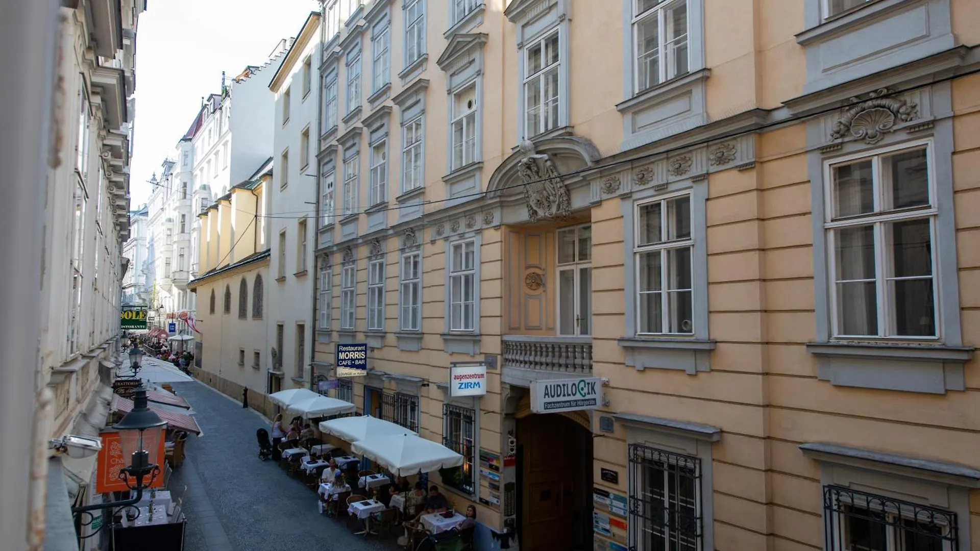 Zum Blauen Karpfen Apartment Vienna