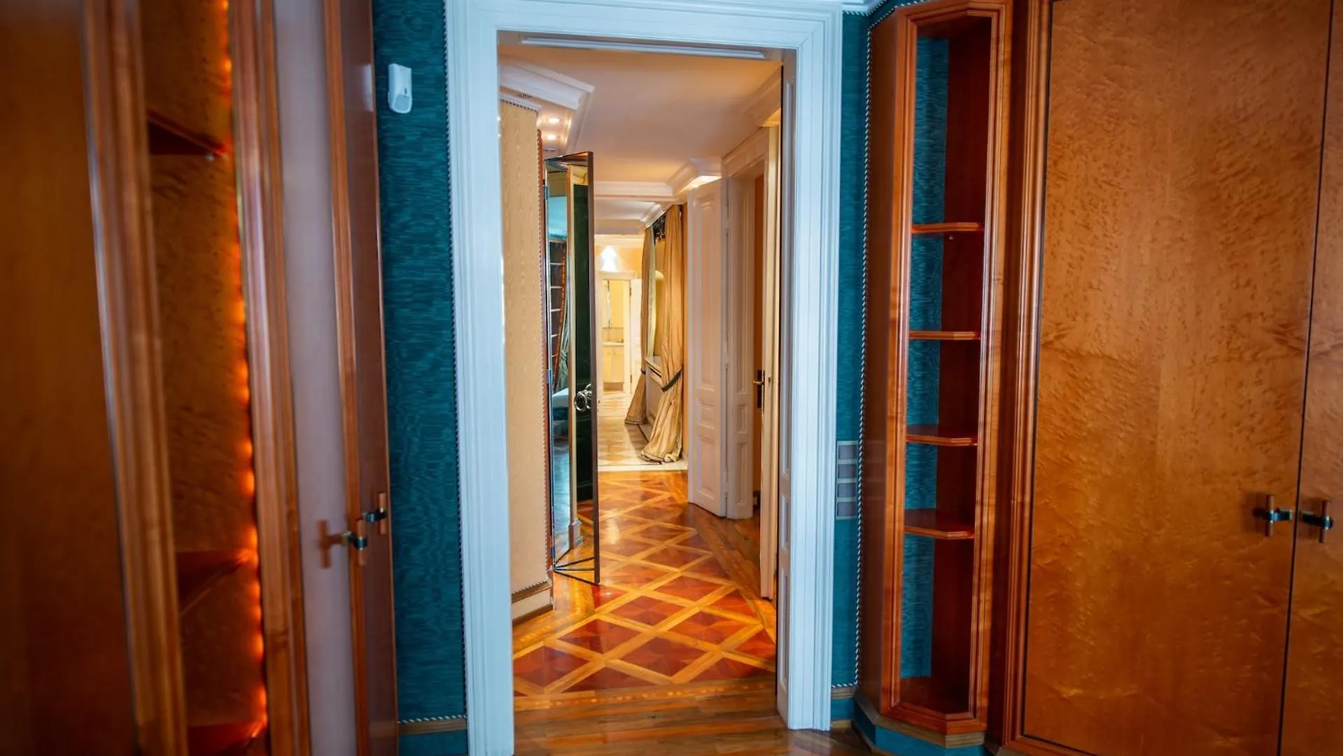 Zum Blauen Karpfen Apartment Vienna
